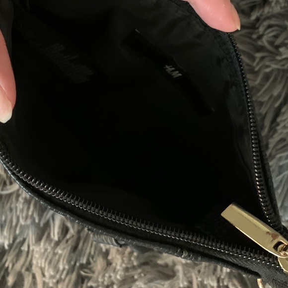 H&M Small Faux Leather Black Bag - Picture 6 of 12